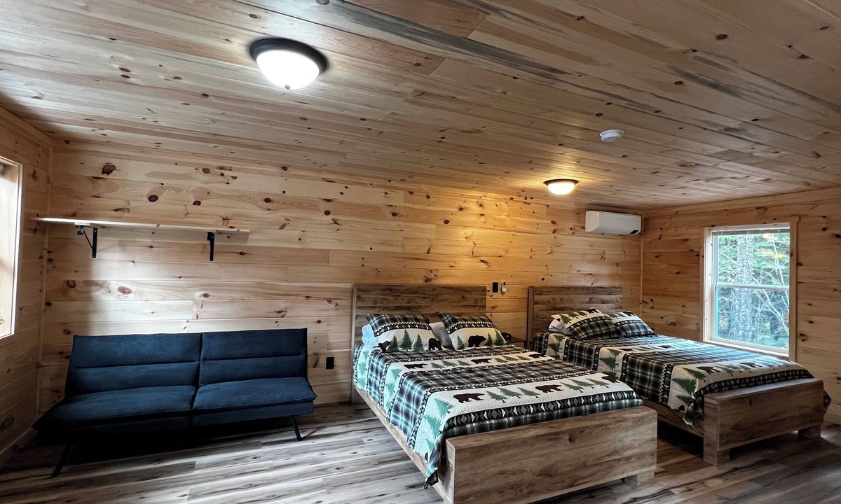 Sangerville Cabin | Recreational Cabin Rentals