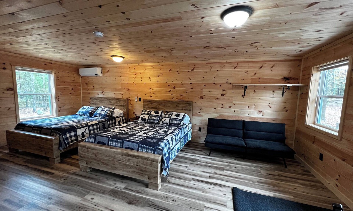 Sangerville Cabin | Recreational Cozy Cabin Rentals