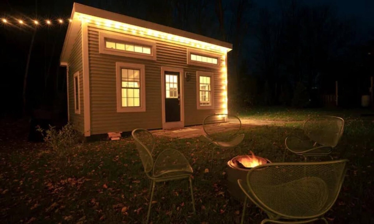 Brownsville Cabin | Red Barn Cabin