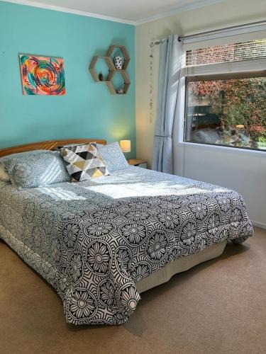 Red Beach House | Red Beach Retreat