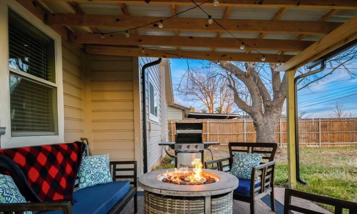 Abilene House | Red Bud Run - Stylish Abilene Retreat