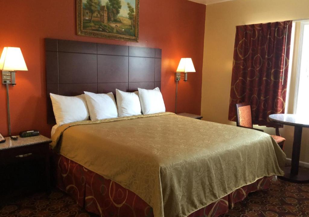 Bridgeton Hotel | Red Carpet Inn-Bridgeton/Vineland