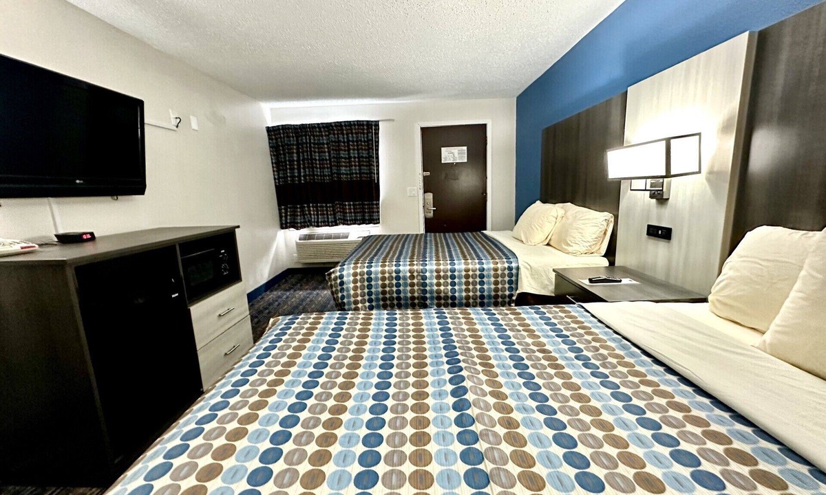 Orchard Park Hotel | Red Carpet Inn Orchard Park - Buffalo, NY