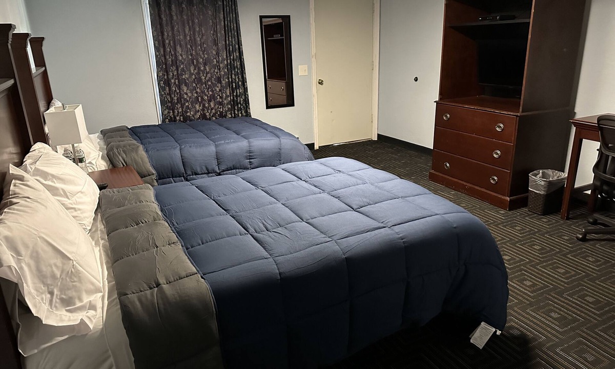 Foxboro Hotel | Red Fox Motel