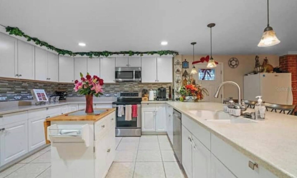 Fairvilla House | Red Gate Resort