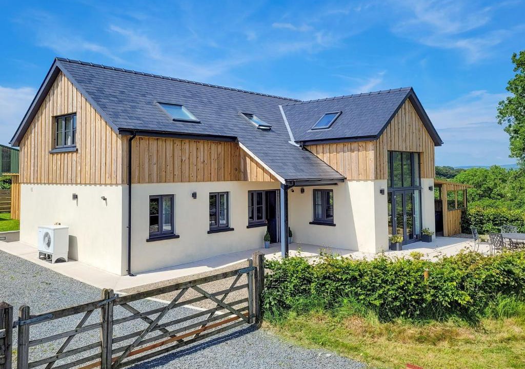 Tregaron House | Red Kite Lodge