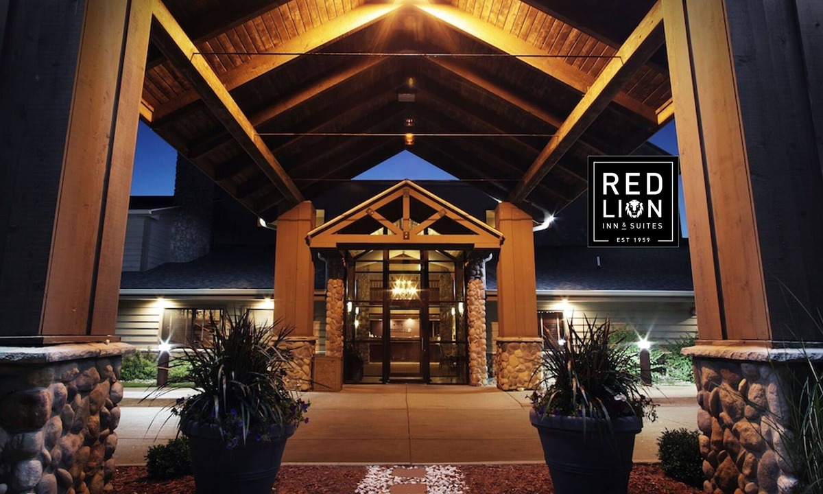 Grimes Hotel | Red Lion Inn & Suites Grimes