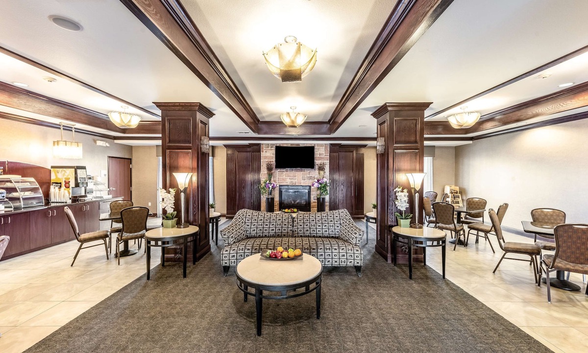 Mineral Wells Hotel | Red Lion Inn & Suites Mineral Wells