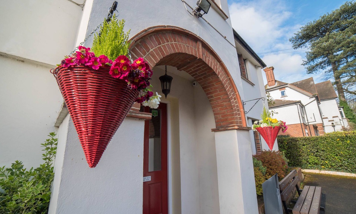 Headington House | Red Mullions Guest House