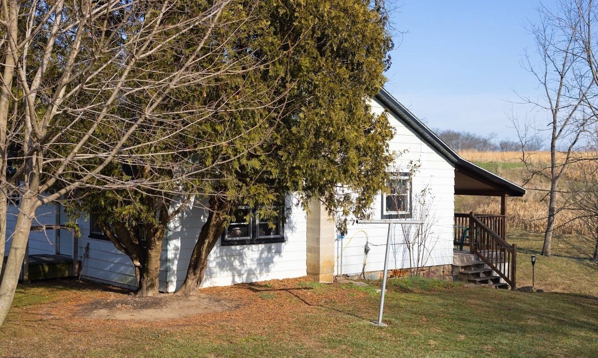 Allenwood Cabin | Red Rock Ringnecks |Classic Hunting Camp