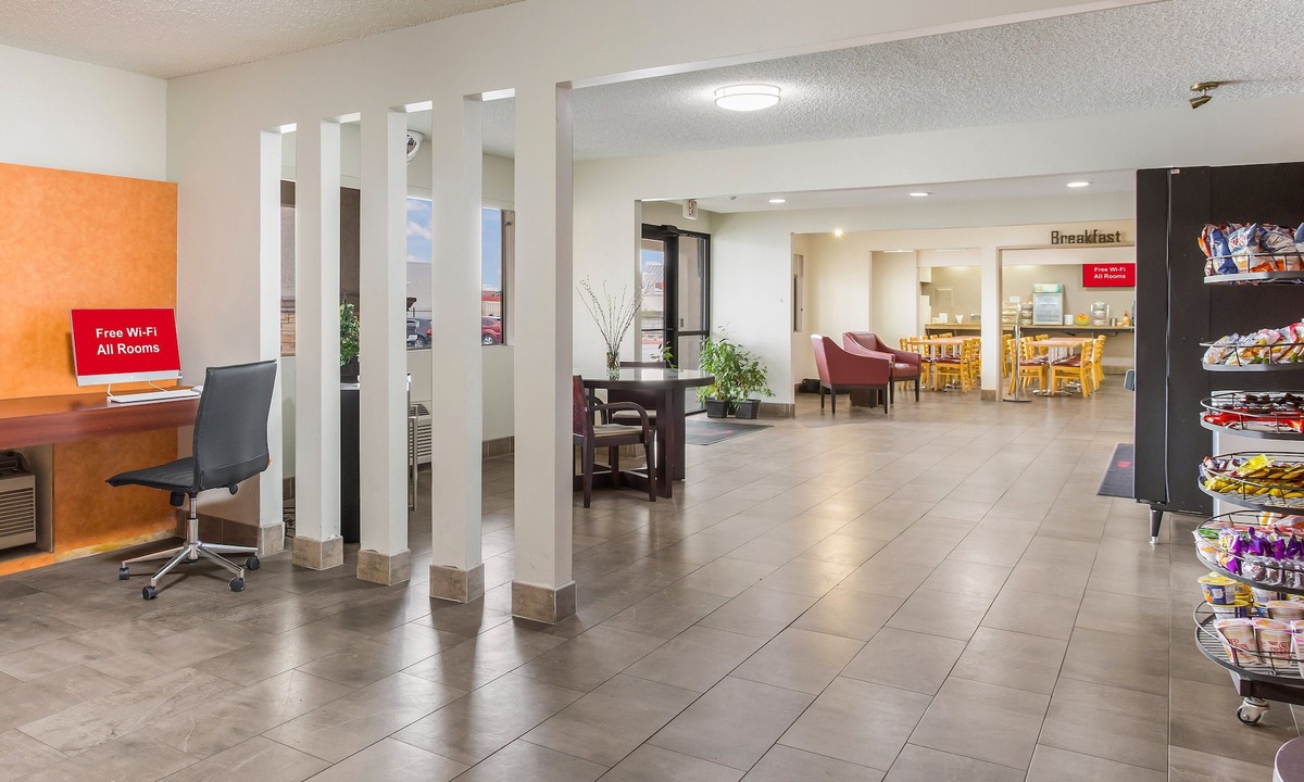 Northeast Heights Hotel | Red Roof Inn Albuquerque - Midtown