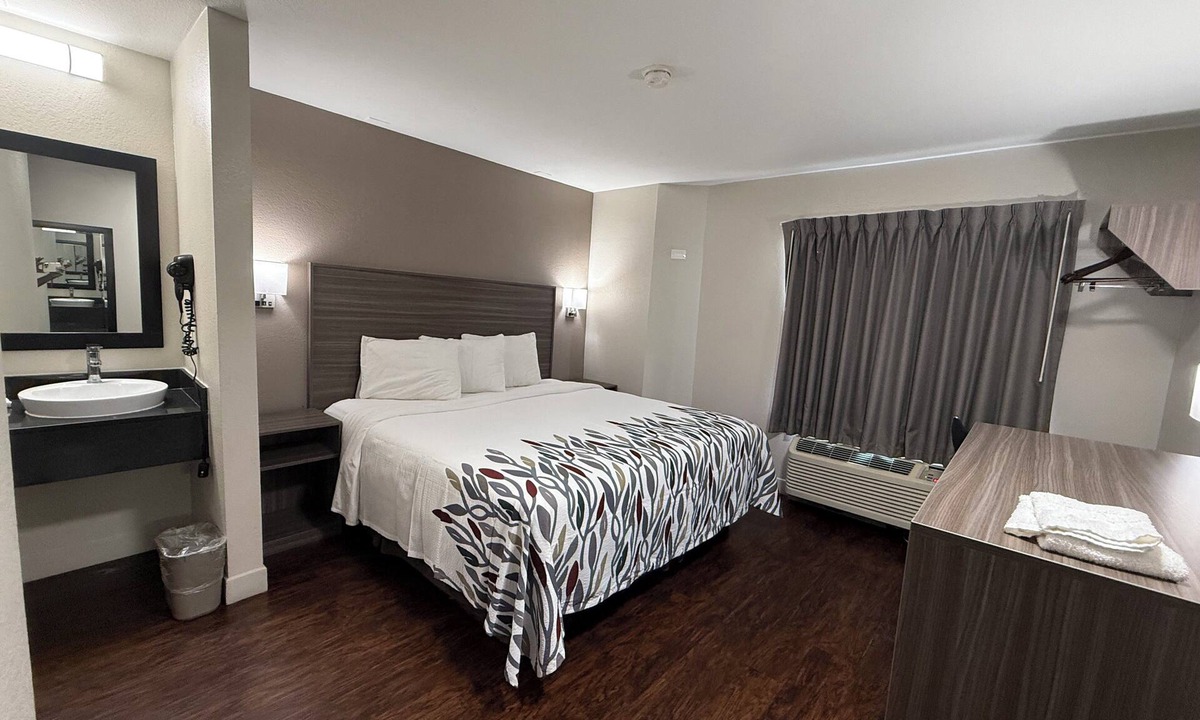 Round Rock Hotel | Red Roof Inn Austin - Round Rock