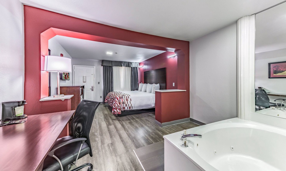 Mesquite Hotel | Red Roof Inn Dallas - Mesquite/Fair Park NE