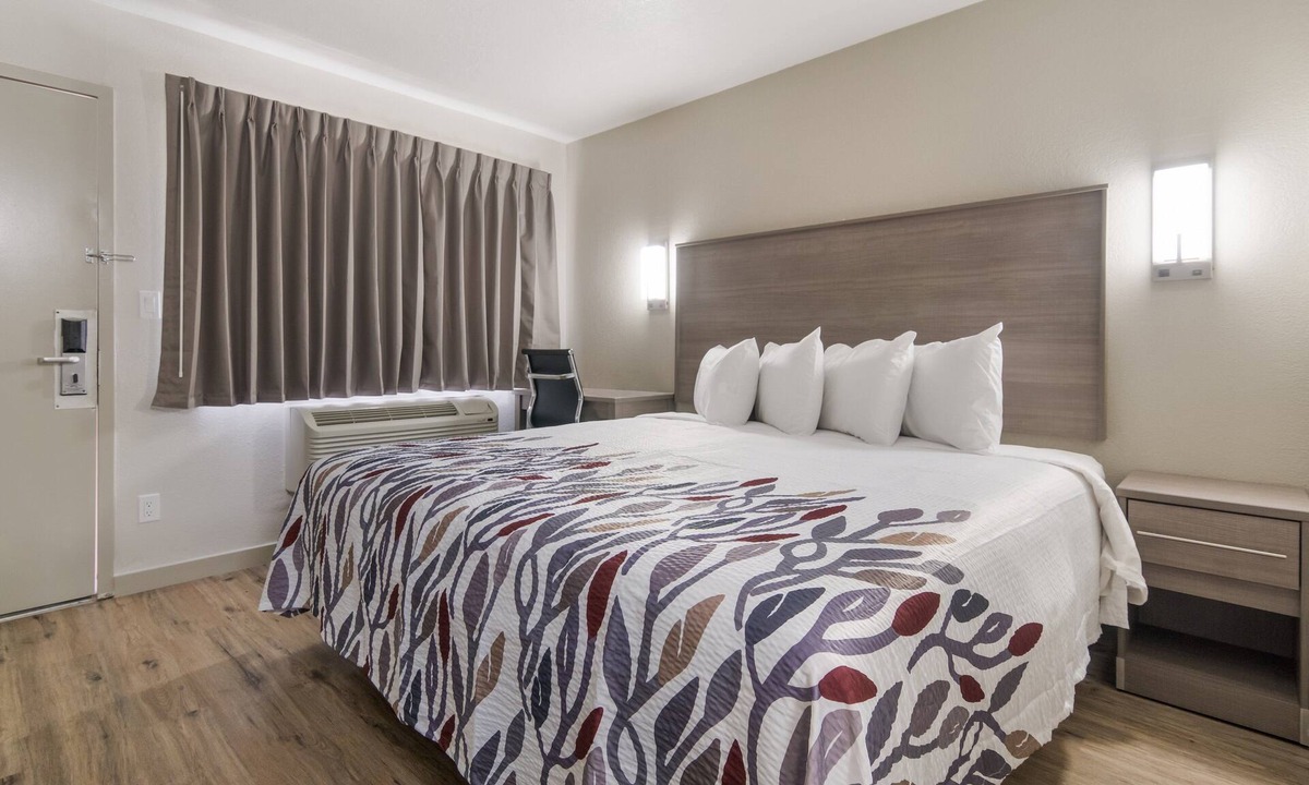 Fort Worth Hotel | Red Roof Inn Fort Worth South