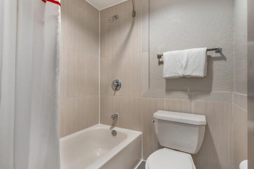 US 290 Hotel | Red Roof Inn Houston Brookhollow