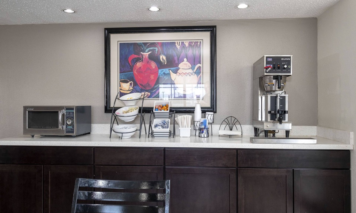 Houston Hotel | Red Roof Inn Houston North - FM 1960 & I-45