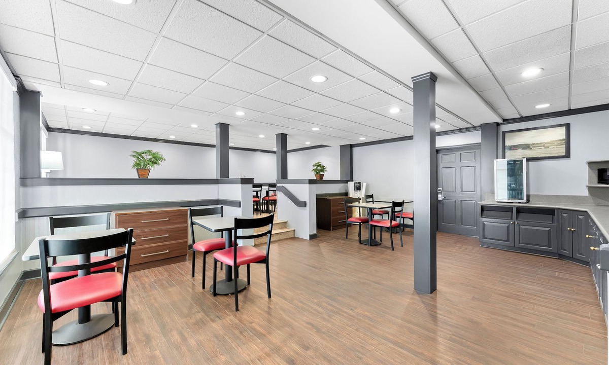 Witmer Hotel | Red Roof Inn Lancaster