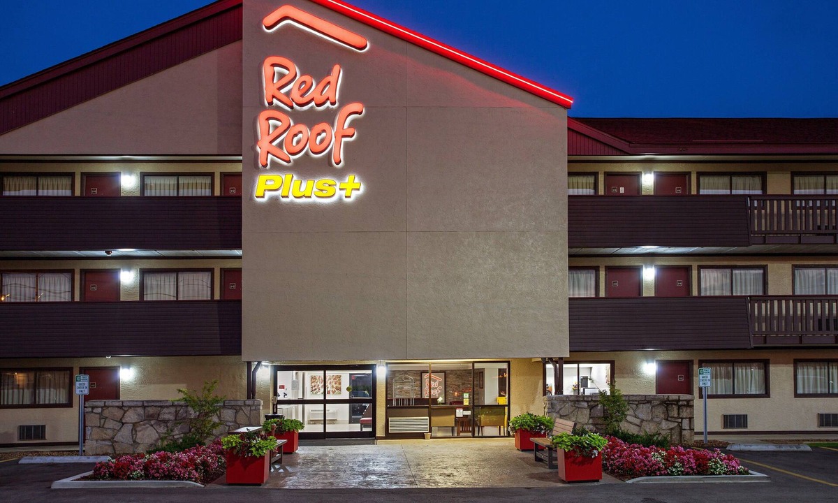 Nashville Hotel | Red Roof Inn PLUS+ Nashville South - Fairgrounds