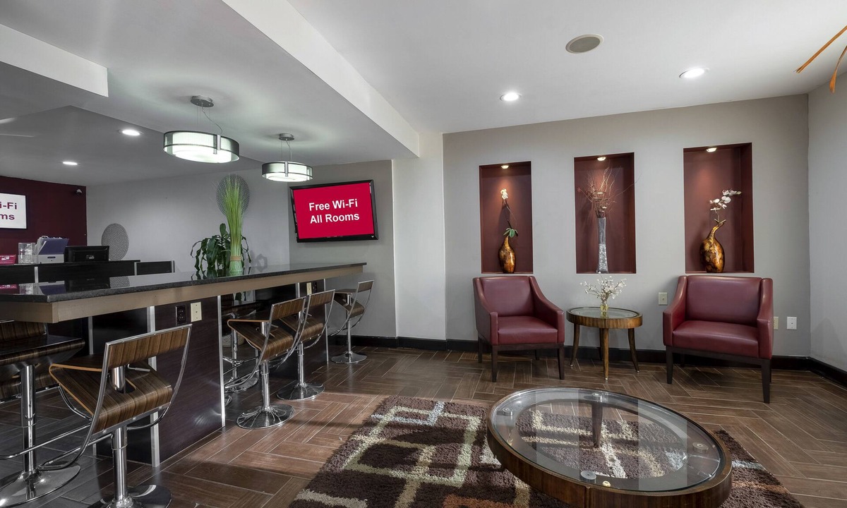 Crabtree Hotel | Red Roof Inn Raleigh - North-Crabtree Mall/Lenovo Center