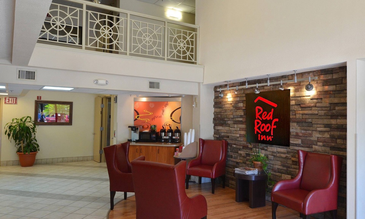 North San Antonio - SAT Hotel | Red Roof Inn San Antonio - Airport