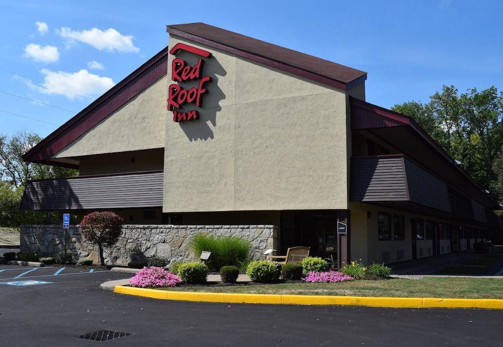 Utica Hotel | Red Roof Inn Utica