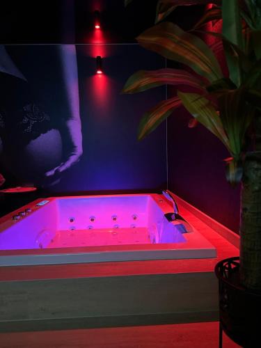 Pontarlier Apartment | Red Room by Loveroomeo