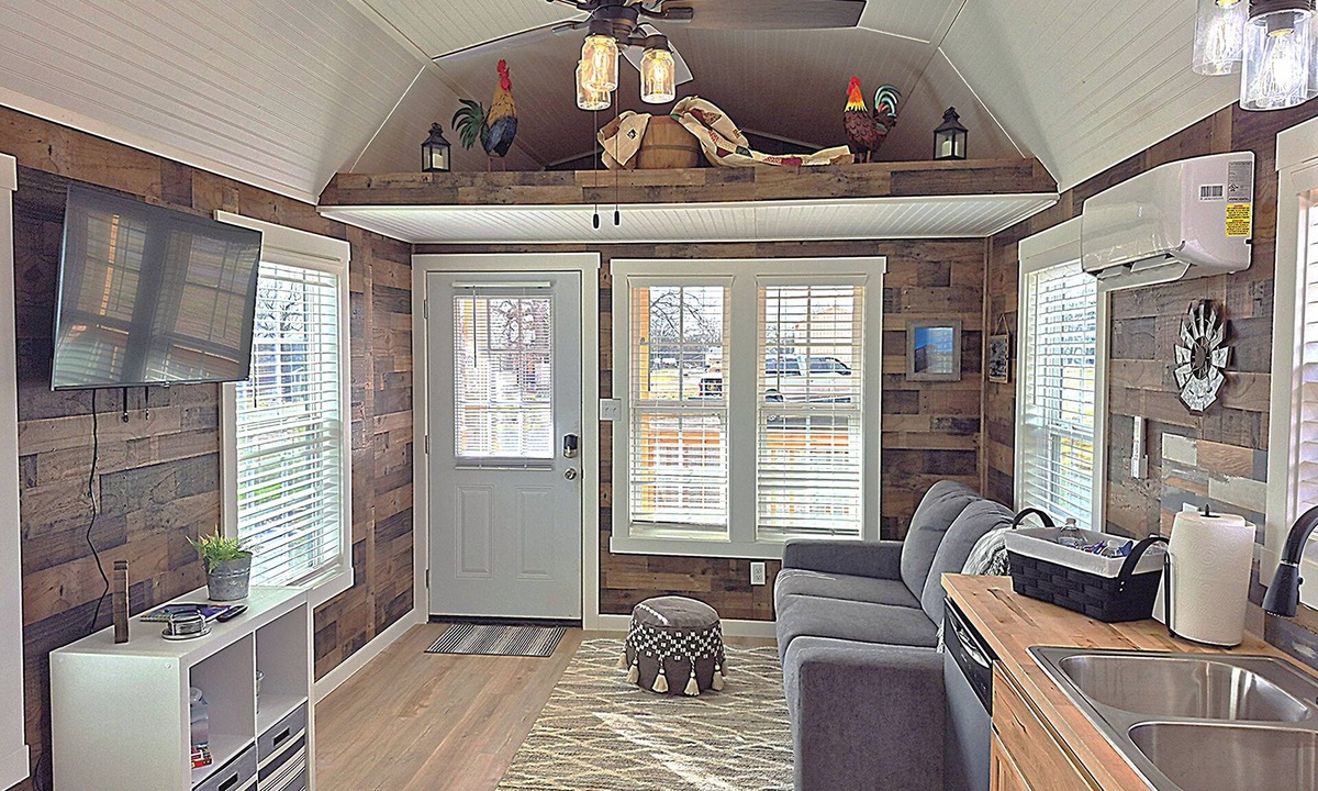Craig County House | Redbud Tiny Home Resort