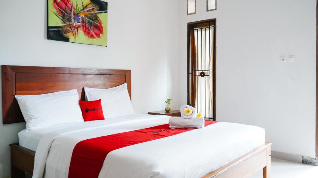 Mataram House | RedDoorz at Ampenan Mataram Lombok