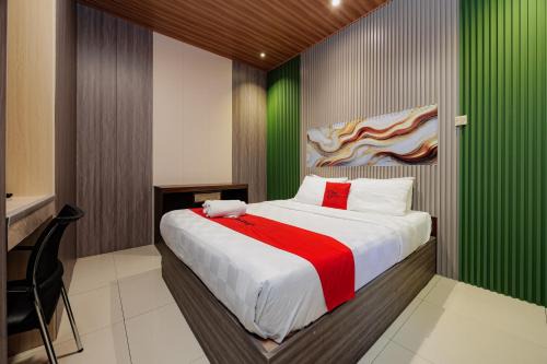 Baranangsiang House | RedDoorz near Exit Toll Bogor