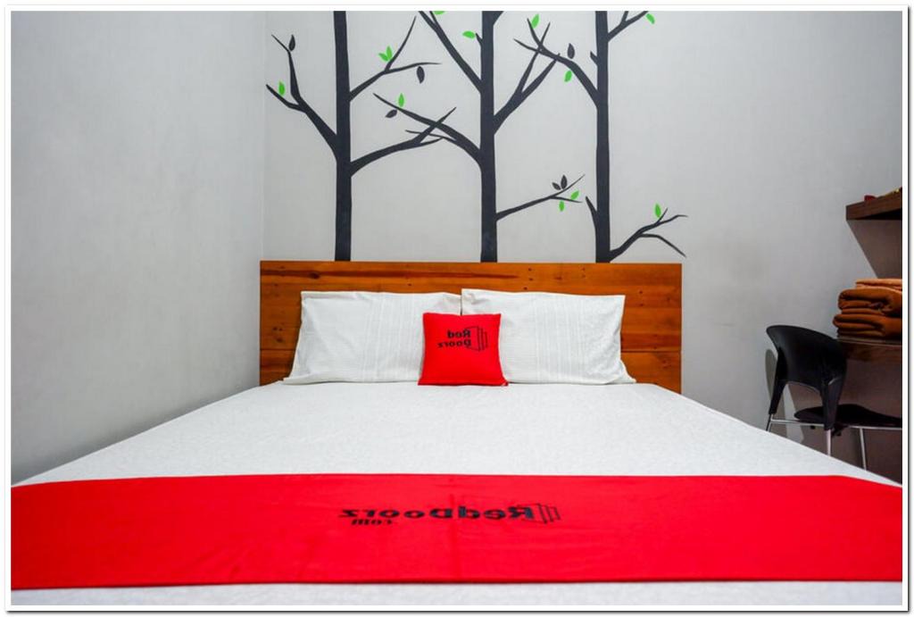 Banguntapan Hotel | RedDoorz near Jogja Expo Center 2