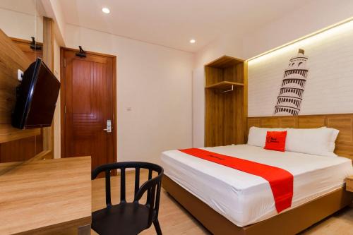 Ciputat House | RedDoorz Plus @ CBD Bintaro