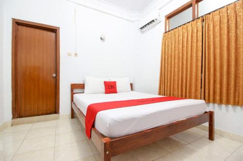 Prawirotaman House | RedDoorz Plus near Alun Alun Selatan
