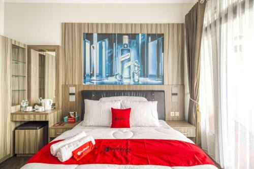 Yogyakarta House | RedDoorz Plus near Gembira Loka Zoo 2