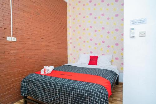 Kediri House | RedDoorz syariah @ Selomangleng Kediri