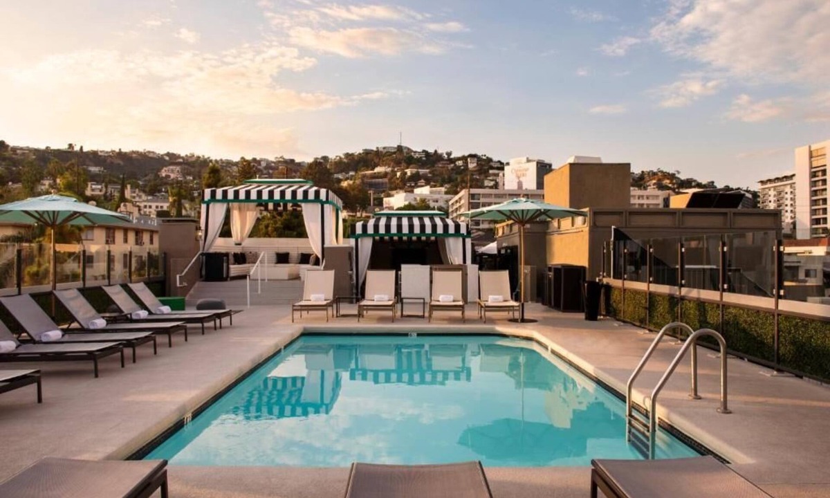 Norma Triangle Hotel | Rediscover Old Hollywood in Luxurious Suite! Rooftop Swimming Pool, Balcony!