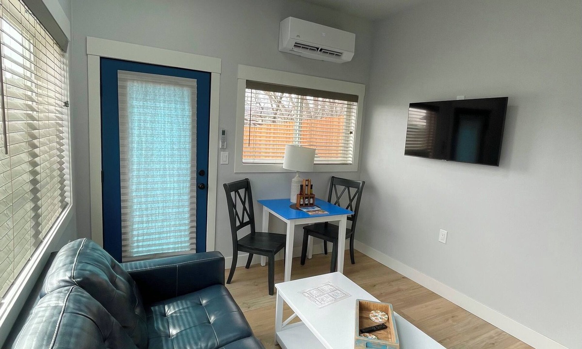Grand Junction Cottage | Redlands Casita