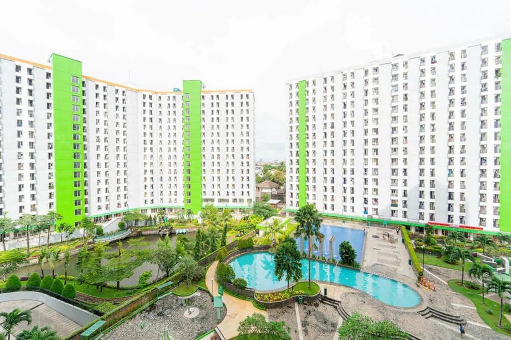 Ciputat Hotel | RedLiving Apartemen Green Lake View Ciputat - Farida Property 1 Tower E
