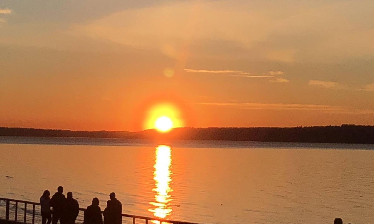 Redondo House | Redondo Waterfront Beach House