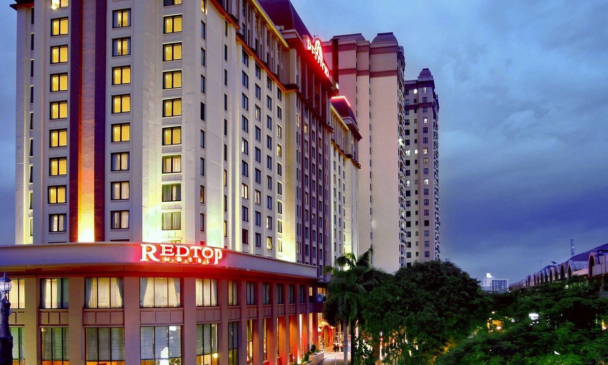 Gambir Hotel | REDTOP Hotel & Convention Center