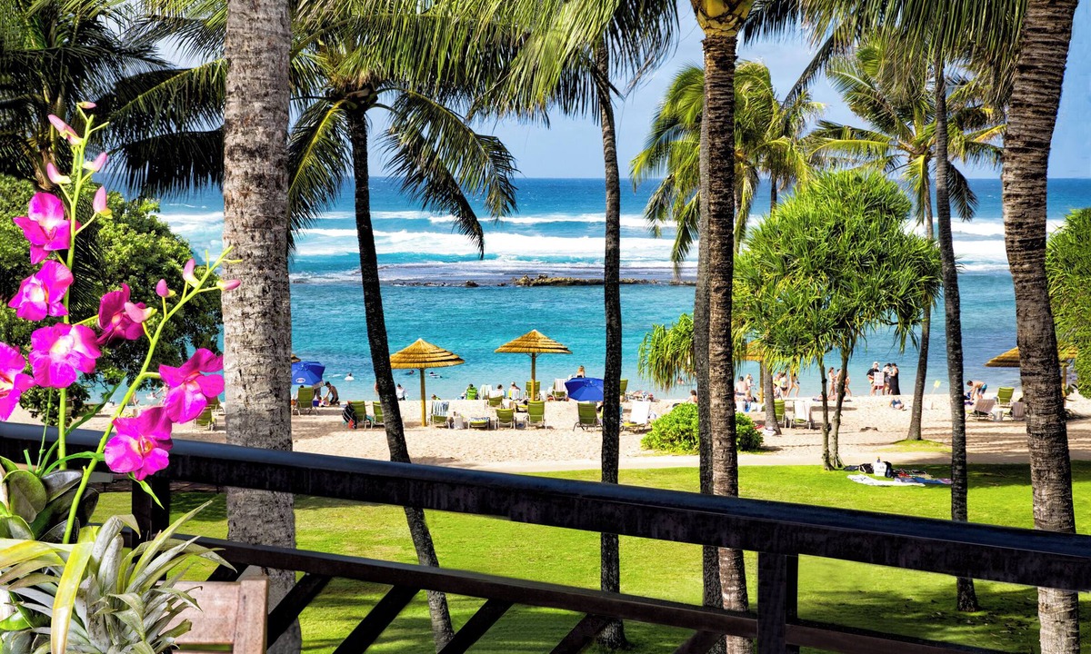 Kahuku Villa | REDUCED Dec-Mar! Villa 305-306 OceanView Turtle Bay Beachfront