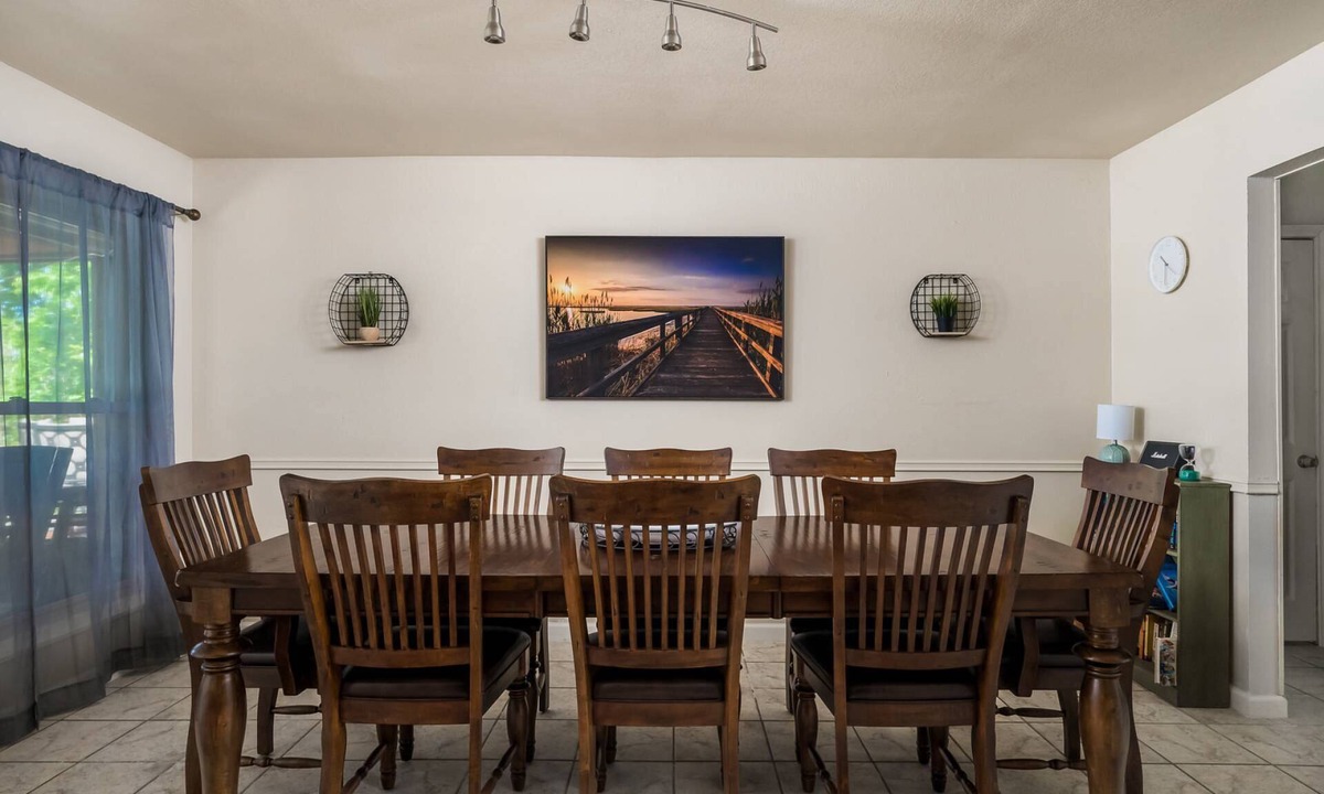 Pflugerville House | Reduced rates! Dog-Friendly, Pool, Beautiful Backyard, 3 Decks, Wifi, Short Drive to DT Austin