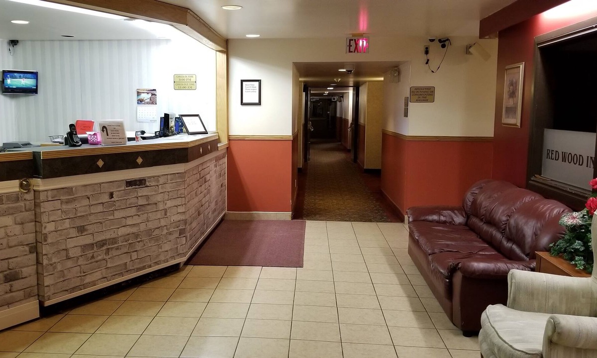 Brandon Hotel | Redwood Motor Inn