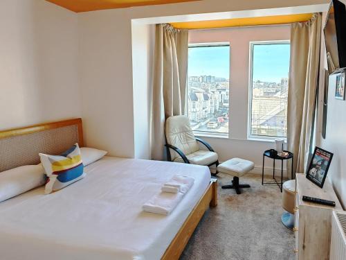 Newquay City Centre Hotel | Reef Lodge