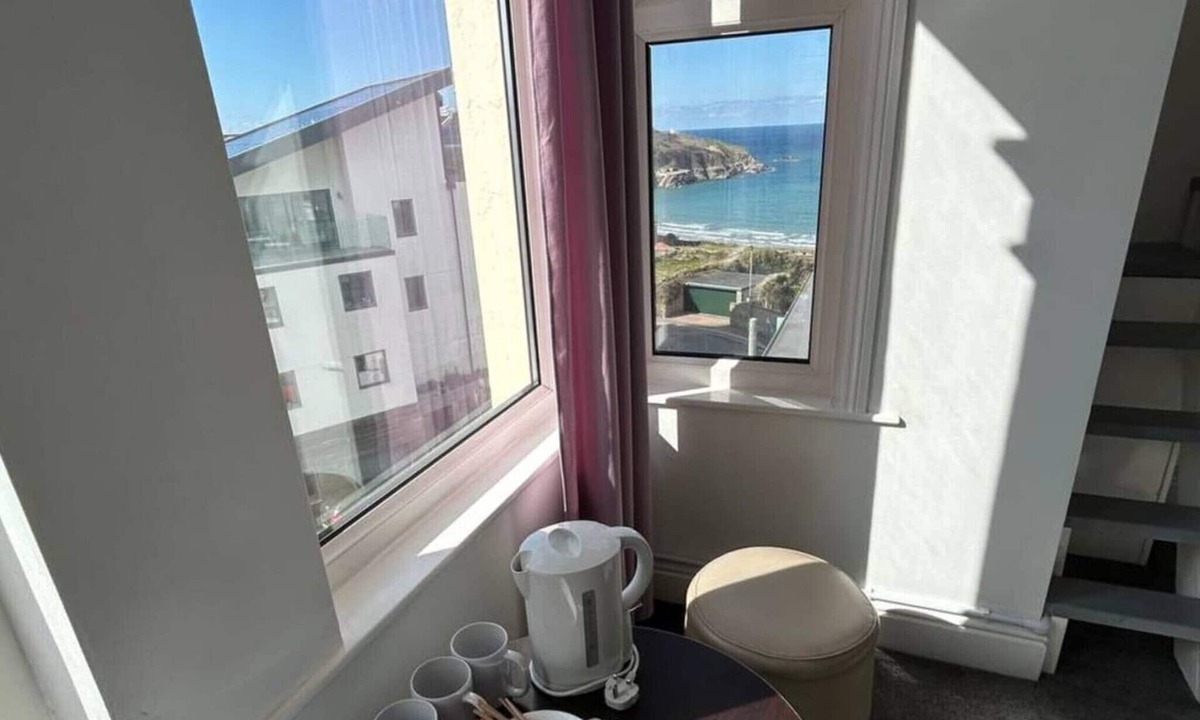 Newquay City Centre House | Reef Lodge