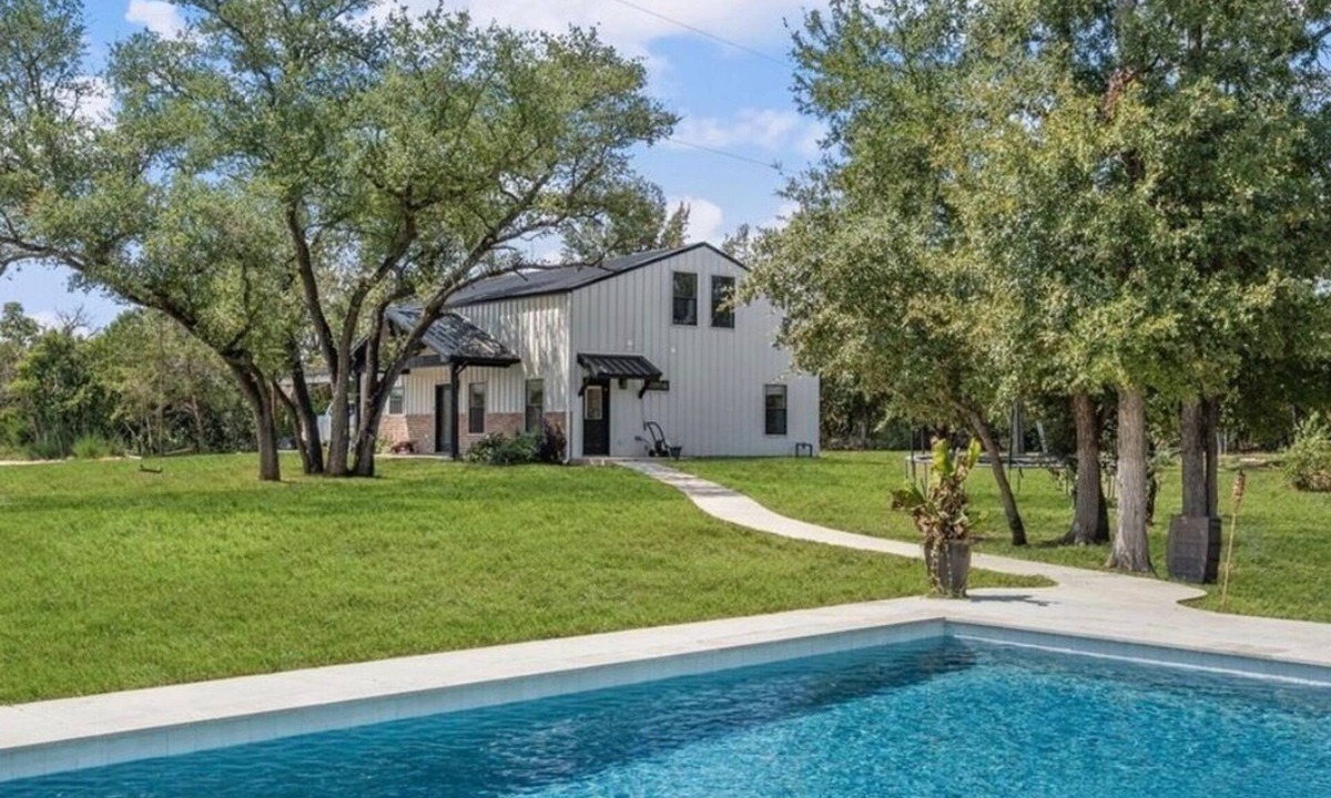 Belton House | Reel & Relax River Retreat - 25 Acres + Pool