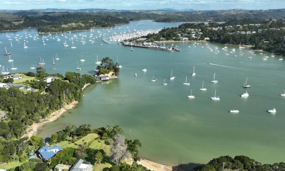 Okiato Villa | Reelhaus Retreat