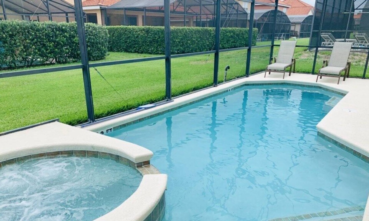 Solana House | Ref 23. Superb 4 bedroom, 3 bathroom villa with pool.