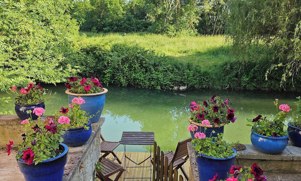 Loches House | Reflections of the Indre