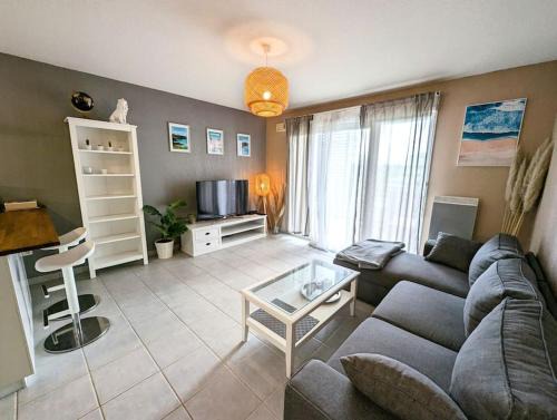 Bayonne Apartment | Reflet YourHostHelper