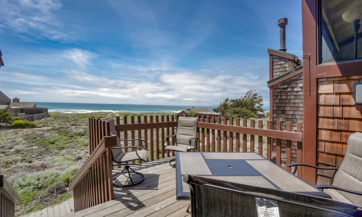 Castroville House | Refreshed Oceanfront Beach House with two Master Suites